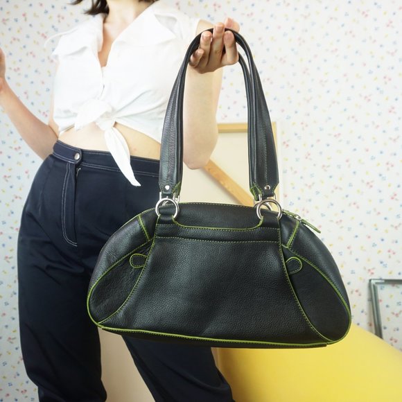 Danier Black Leather + Lime Green Baguette Bag - Picture 5 of 7